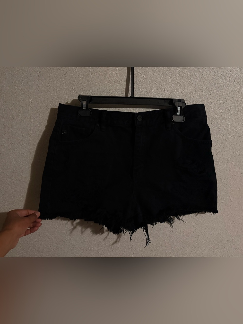 KanCan Black High Waisted Frayed Hem Button Up Denim Shorts W/ Pockets 11/29